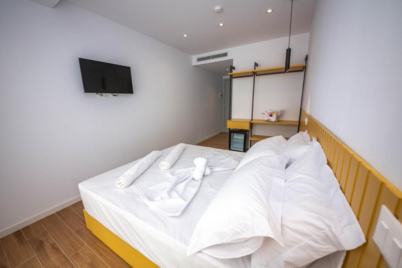 Hesperus Hotel Vlorë Exteriör bild