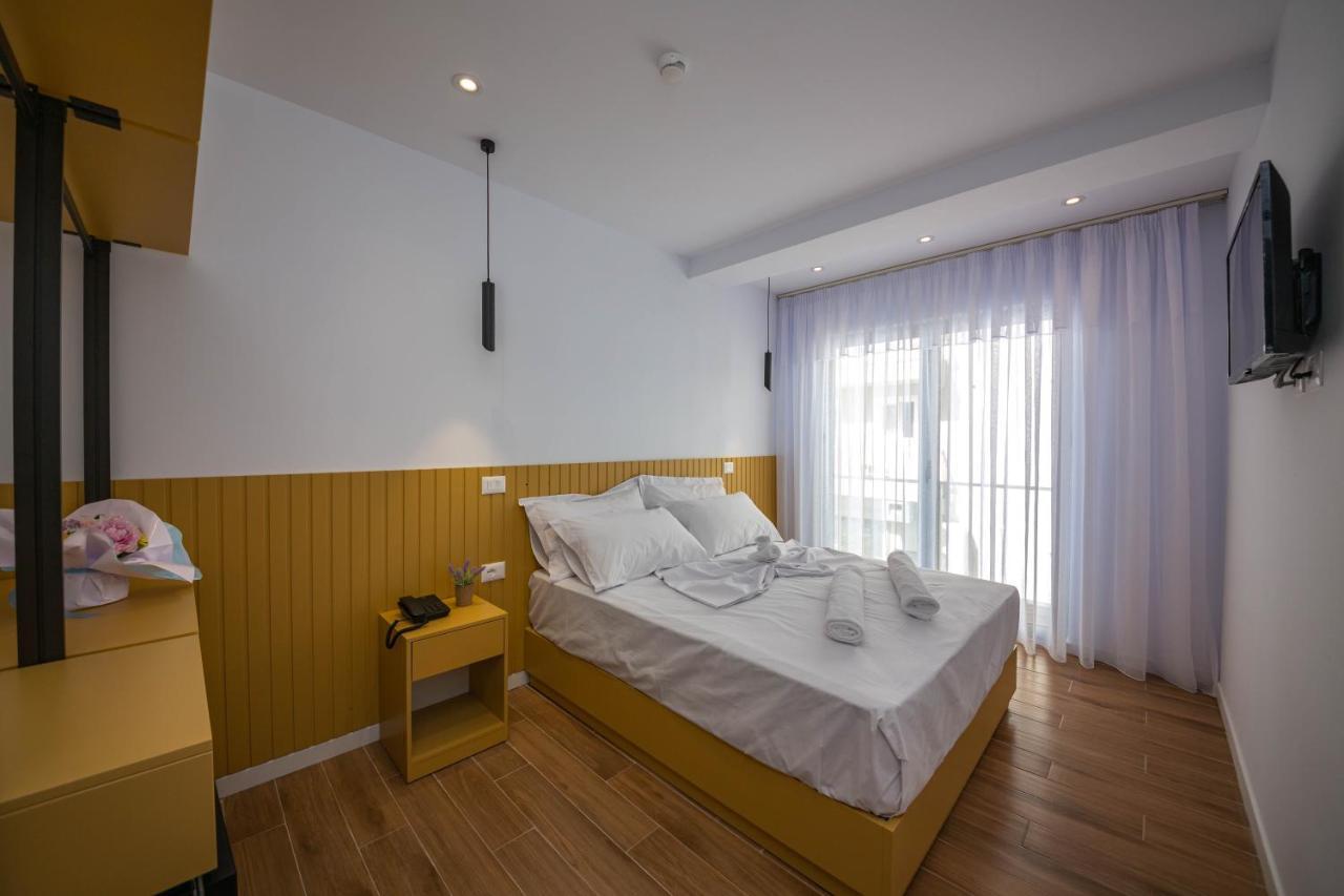 Hesperus Hotel Vlorë Exteriör bild